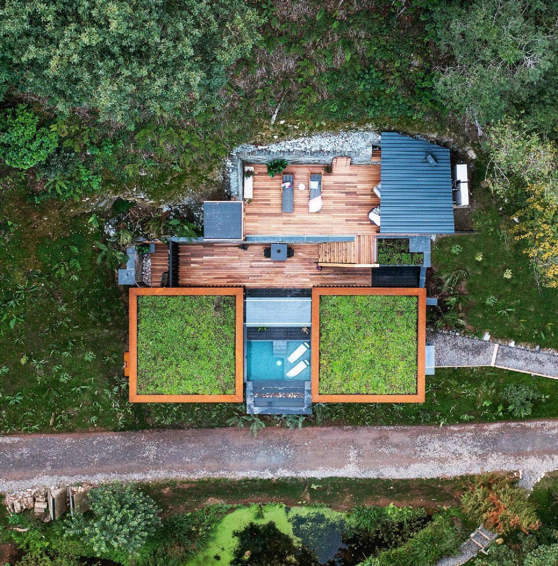 An Extraordinary Escape – As Seen on TV